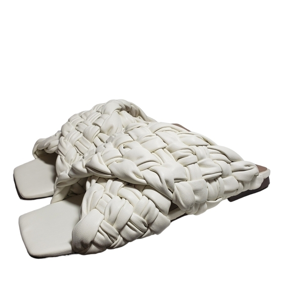 Steve Madden Marina Off White Slides Sz 5.5, 6 - Picture 4 of 10